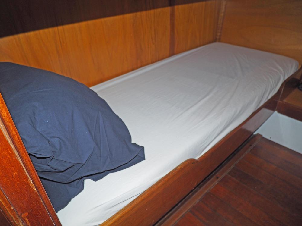 Cabin en avant, H&eacute;bergements